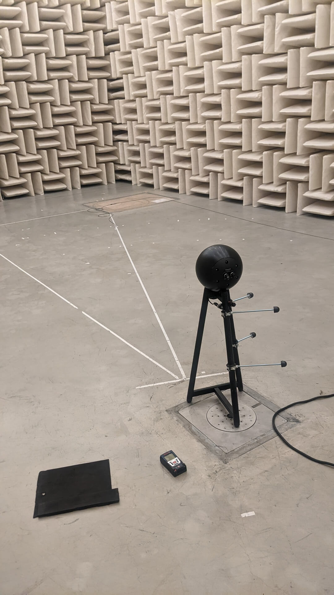 Purified 4 with Purifi PTT4.0X04-NAC-04 and BlieSMA T25A-6 for anechoic measurements